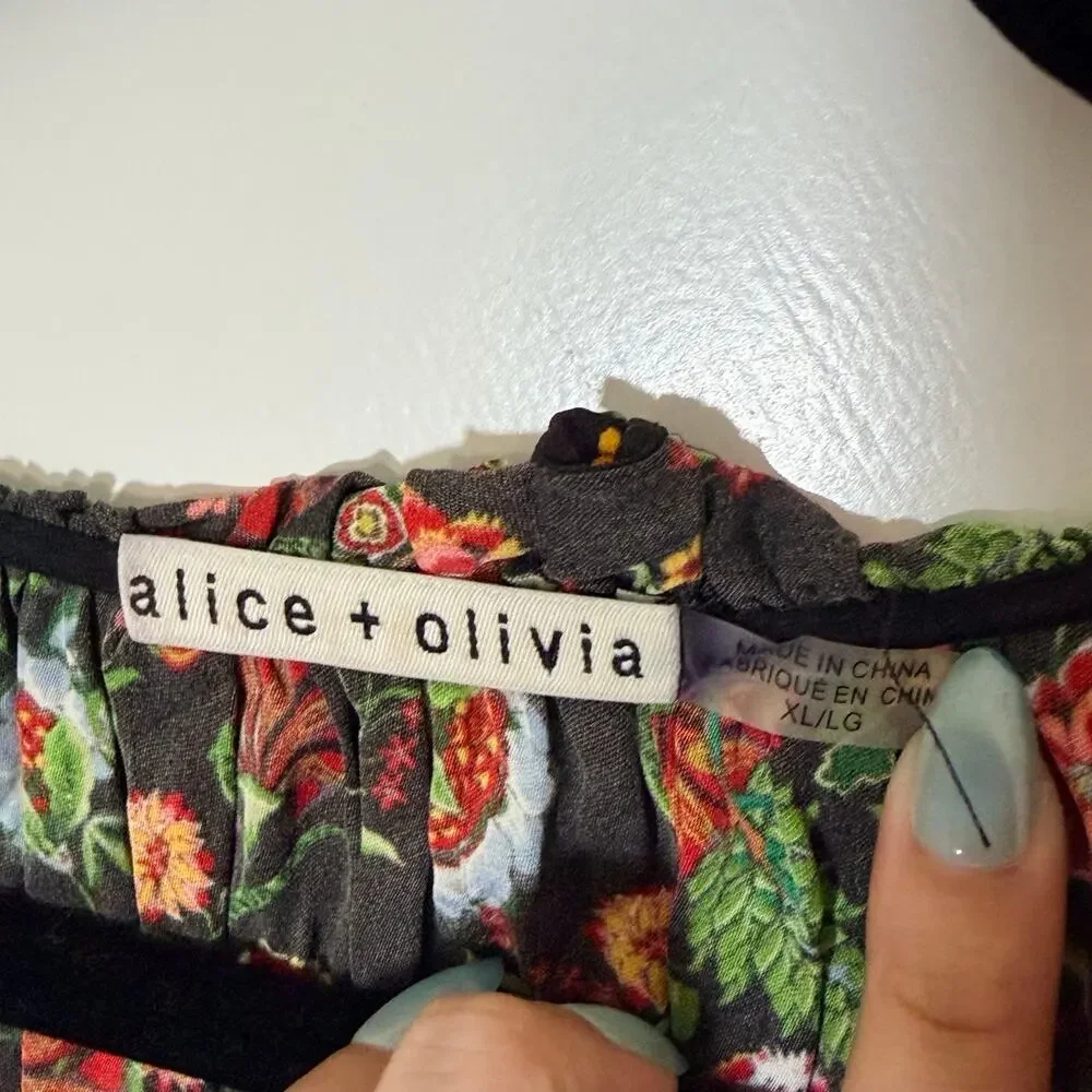 Alice + Olivia Kora Smocked Floral Peasant Top Ruffle Sleeve - Picture 5 of 7